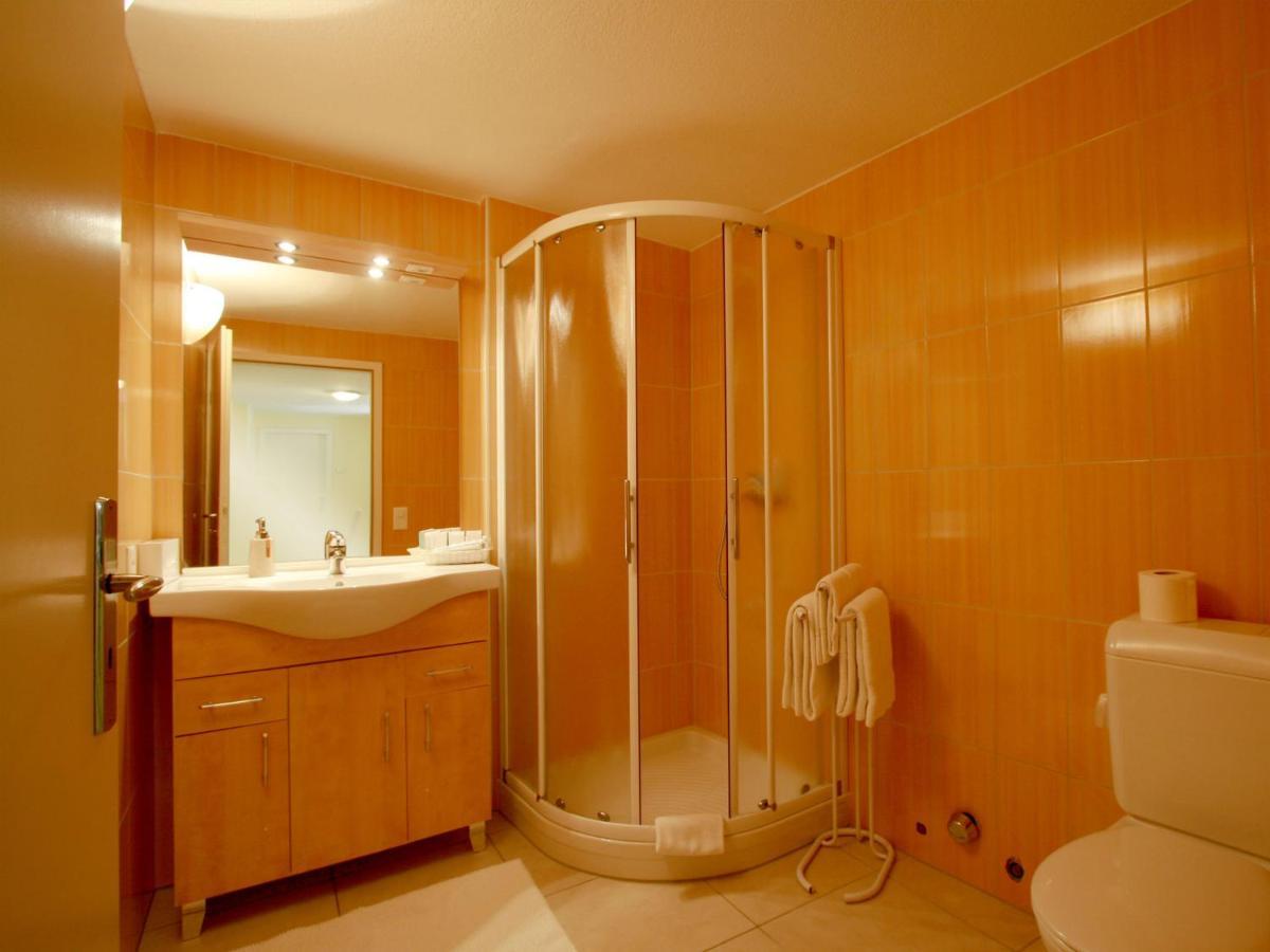 Ferienwohnung Depandance Garni Golf Ascona Exterior foto