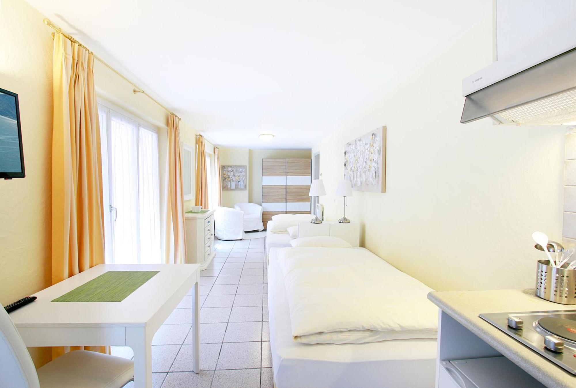 Ferienwohnung Depandance Garni Golf Ascona Exterior foto